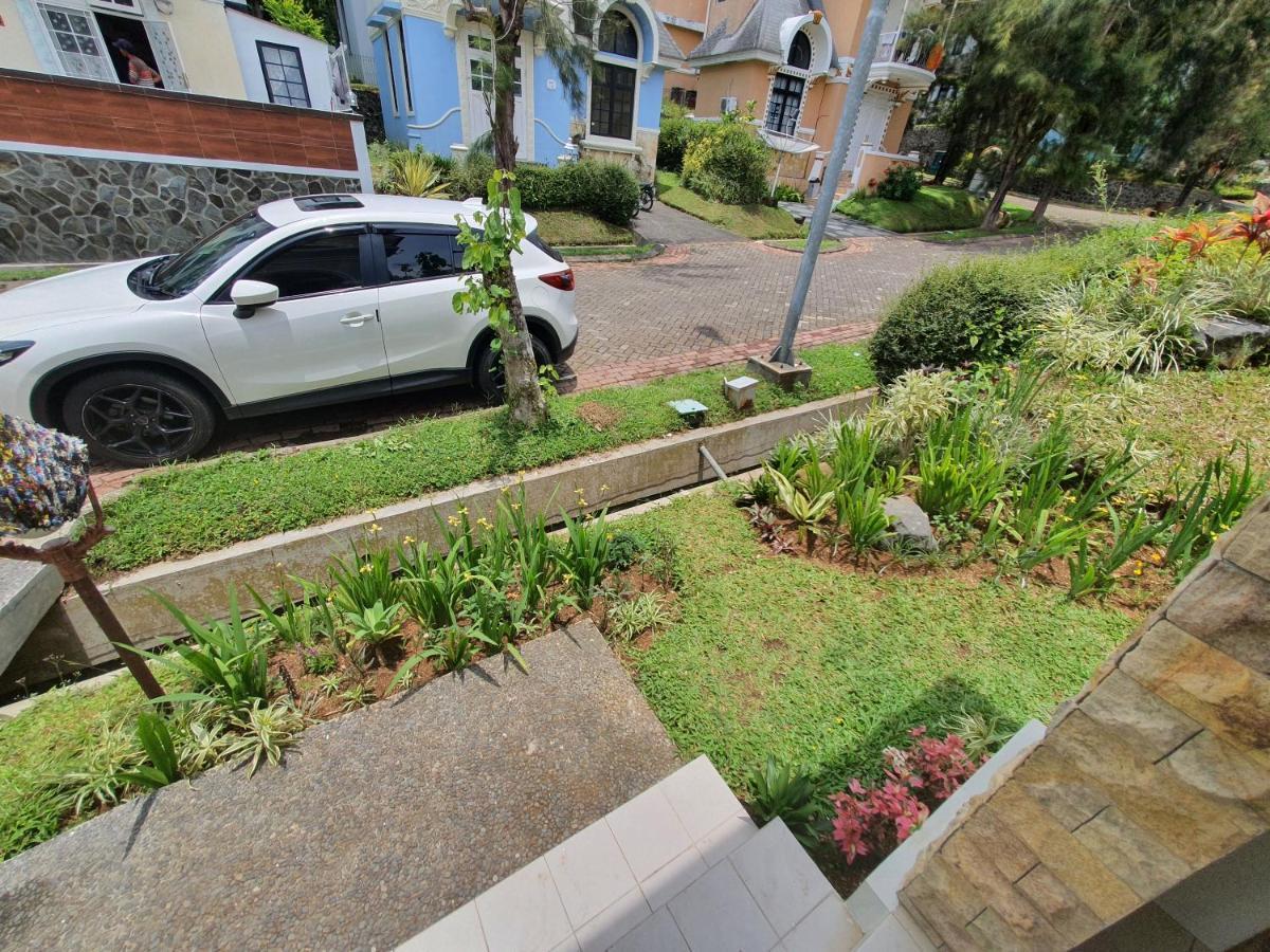 Villa Panda H Kota Bunga Puncak Cinengangirang Exteriér fotografie