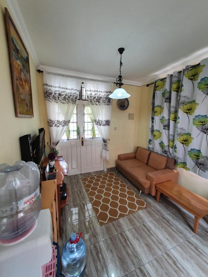 Villa Panda H Kota Bunga Puncak Cinengangirang Exteriér fotografie
